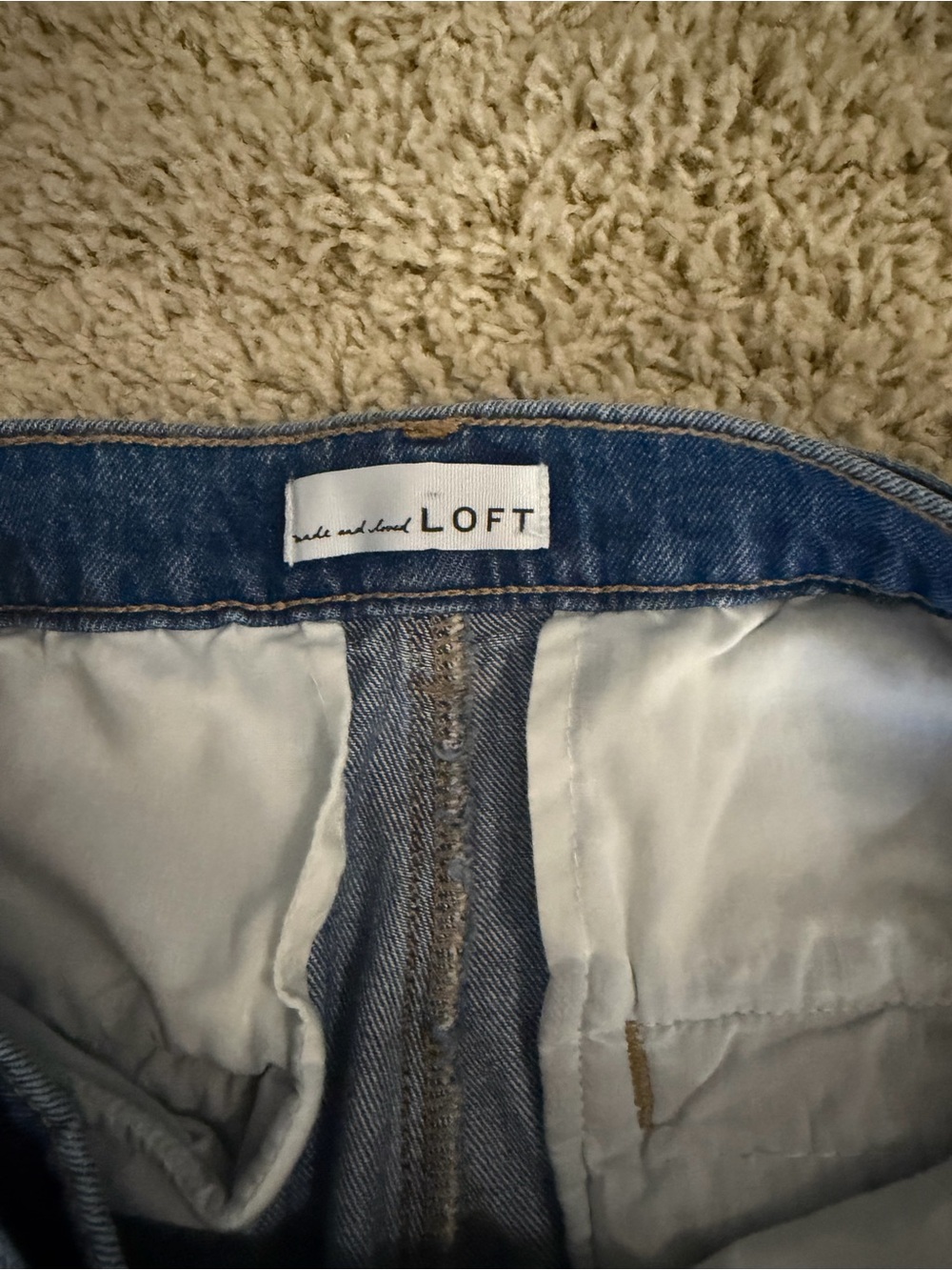 LOFT - Belted Slim Wide Leg Jeans in Bright Medium Stone Wash - size 26 - Picture 5 of 8